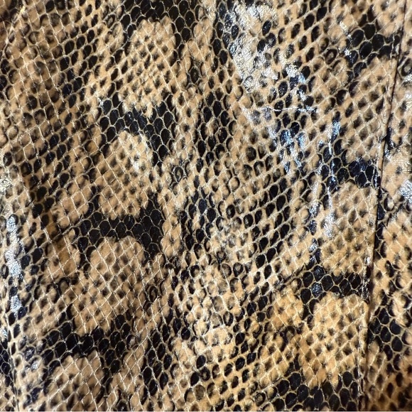 Danielle Bernstein Faux-Snakeskin Pants 14‎ - Picture 3 of 7
